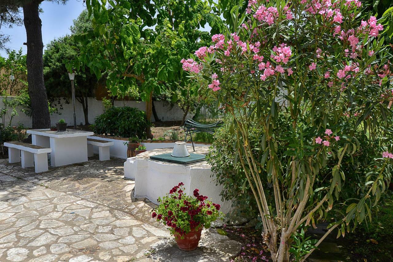 Villa Sofia Agios Georgios  Buitenkant foto