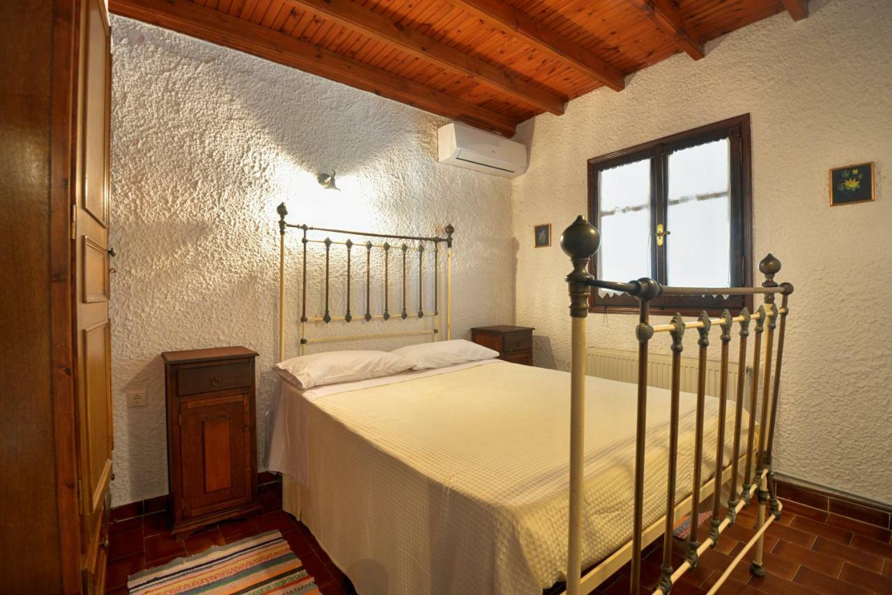 Villa Sofia Agios Georgios  Buitenkant foto